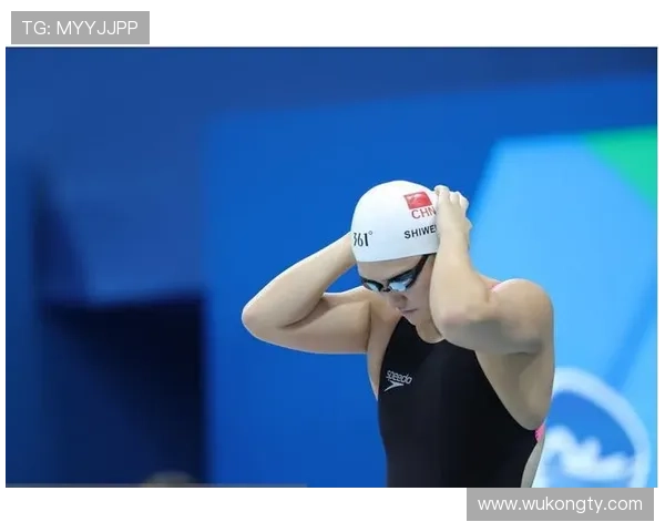 叶诗文训练完直接去吃火锅，教练气到摔毛巾